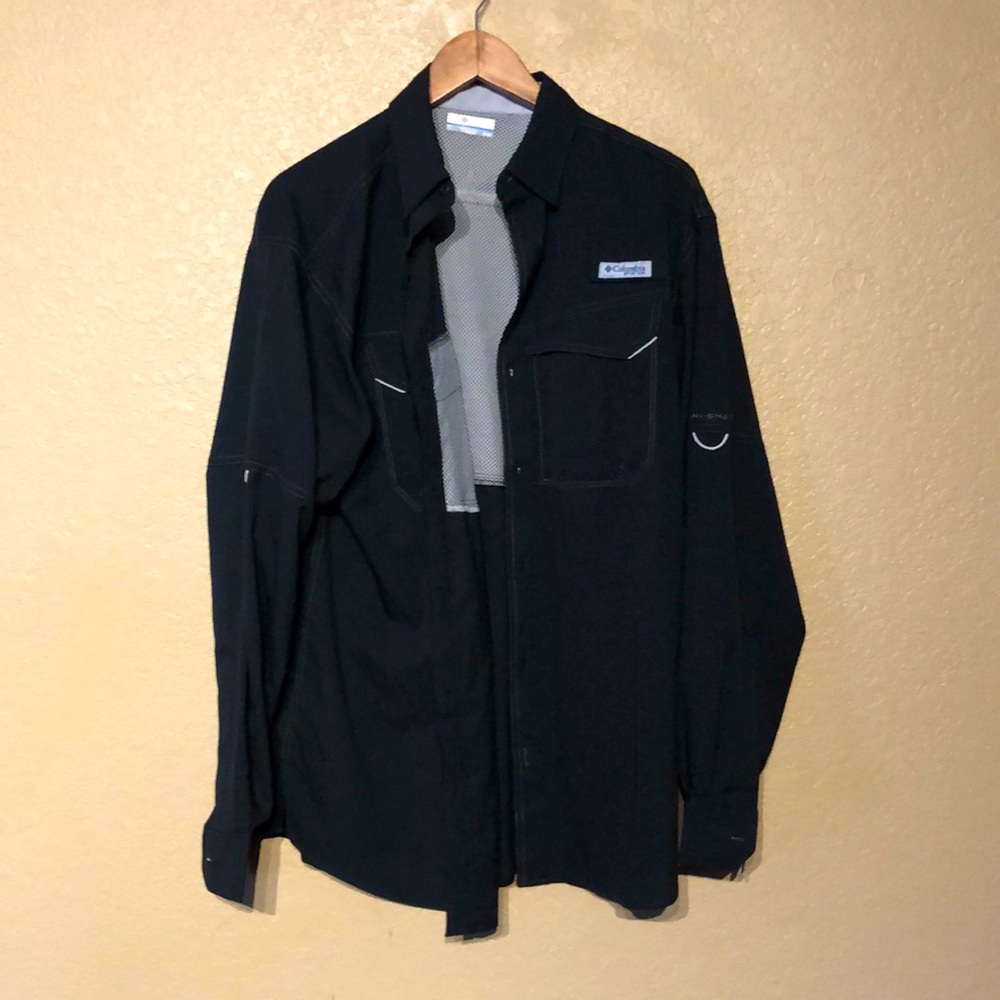 Mens medium Columbia windbreaker shirt